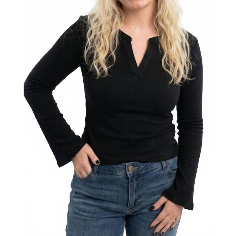 NEW MAC & ME bell sleeve ribbed top in black